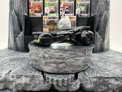 Soda Coaster® Itsy Bitsy Deluxe Batman Inspired Display for Funko® Bitty POP and Rides